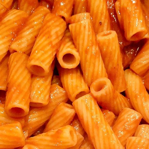 Wie man Pasta mit der richtigen Sauce kombiniert: ein Leitfaden für das perfekte Pairing